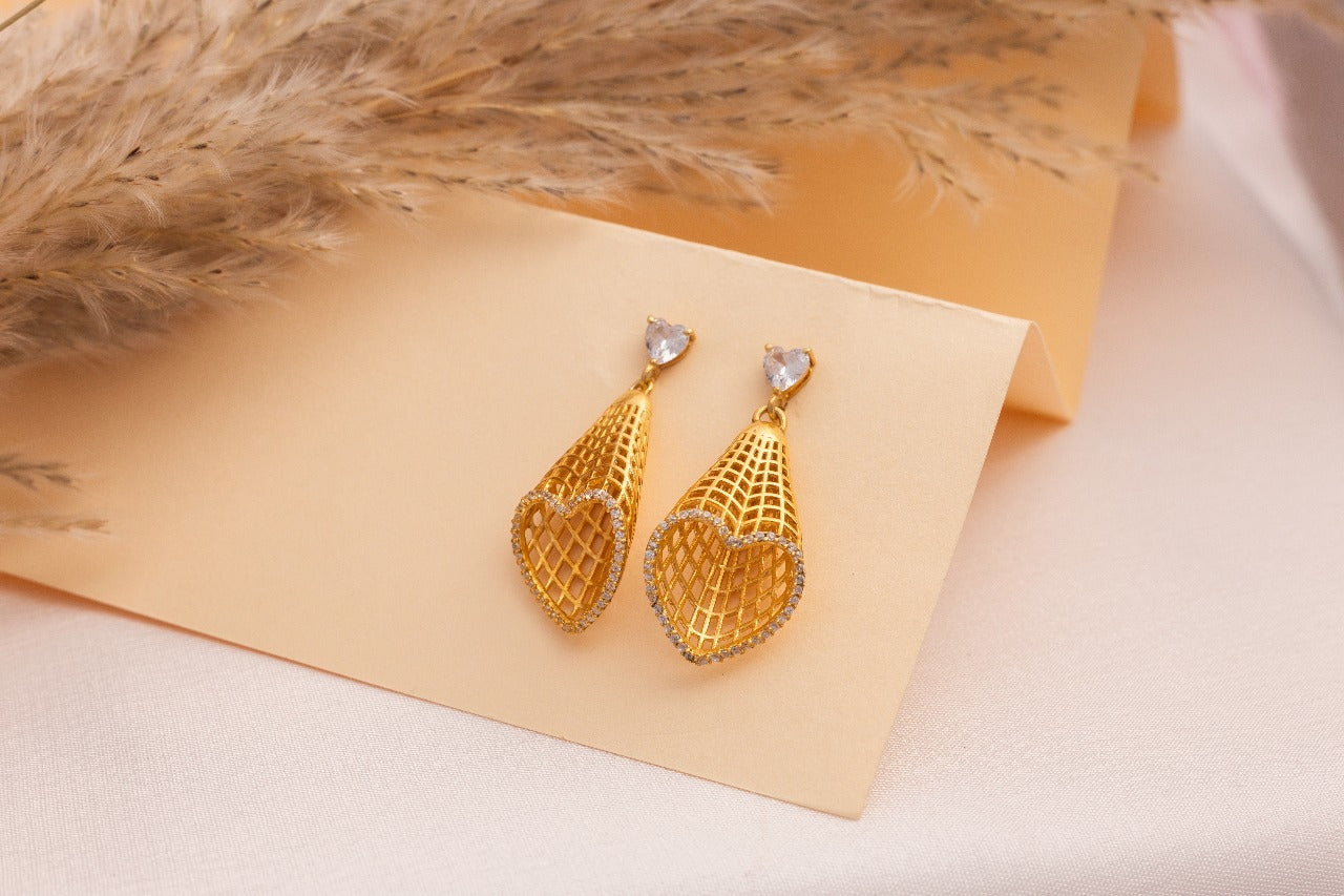 Golden Mesh Heart Drop