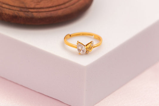 Golden Teardrop Bloom Ring