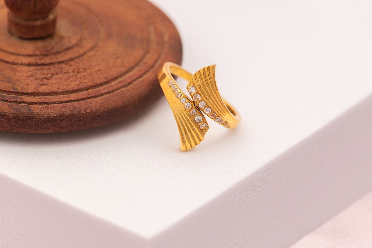 Golden Wave Crossover Ring