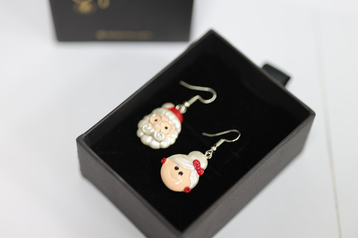 Polymer Clay Christmas Dangle Earrings, Mr and Mrs Santa Claus Design, Festive Jewelry