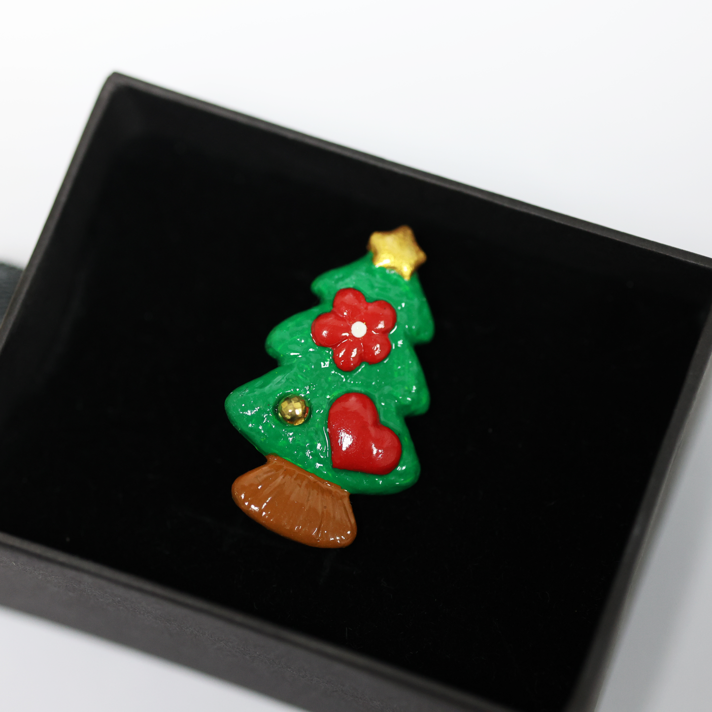 Polymer Clay Christmas Tree Figurine Pin – Handmade Holiday Brooch