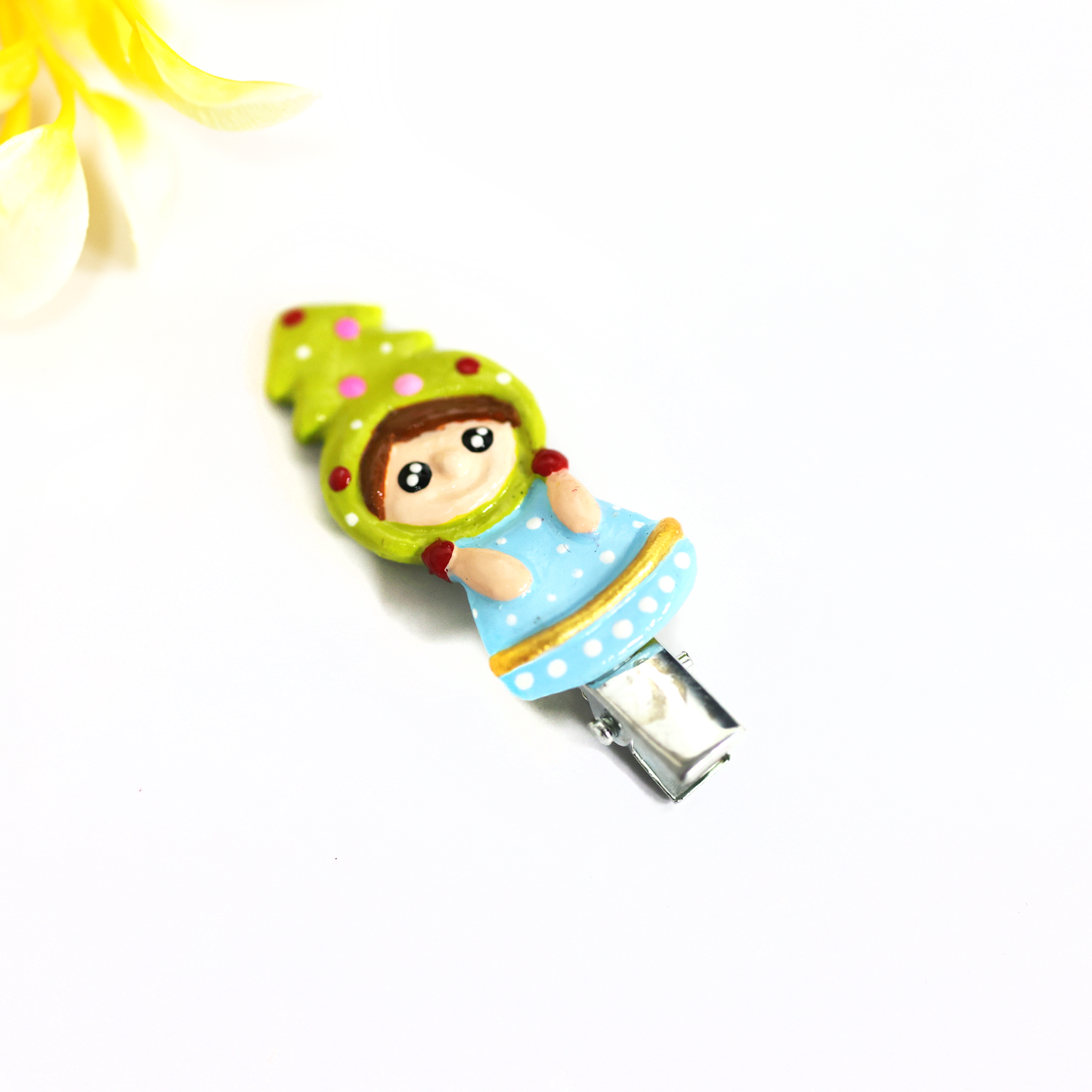 Christmas Girl Pin – Handmade Polymer Clay Figurine with Christmas Tree Hat Brooch