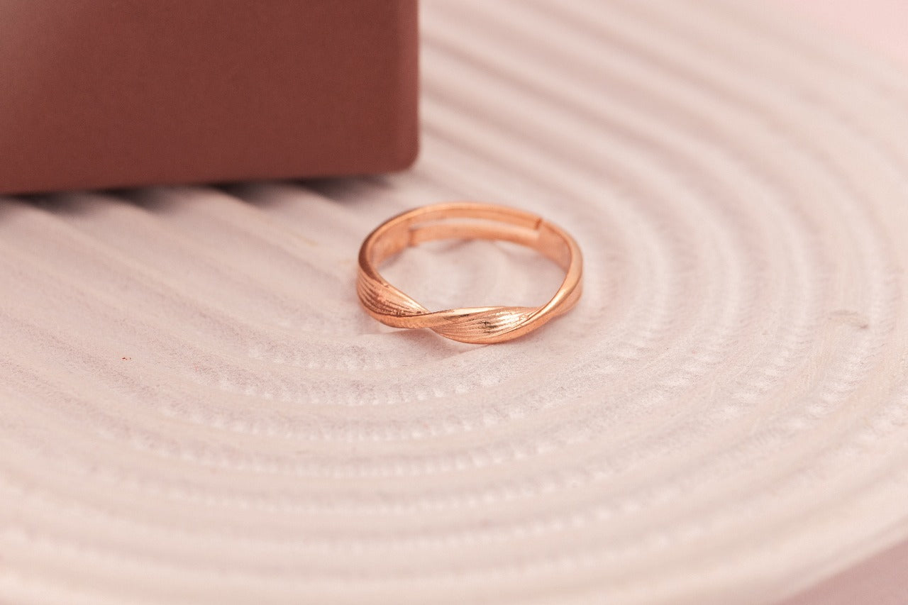 Twisted Elegance Band